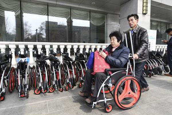 健康中國小V共享輪椅上日本雅虎新聞頭條